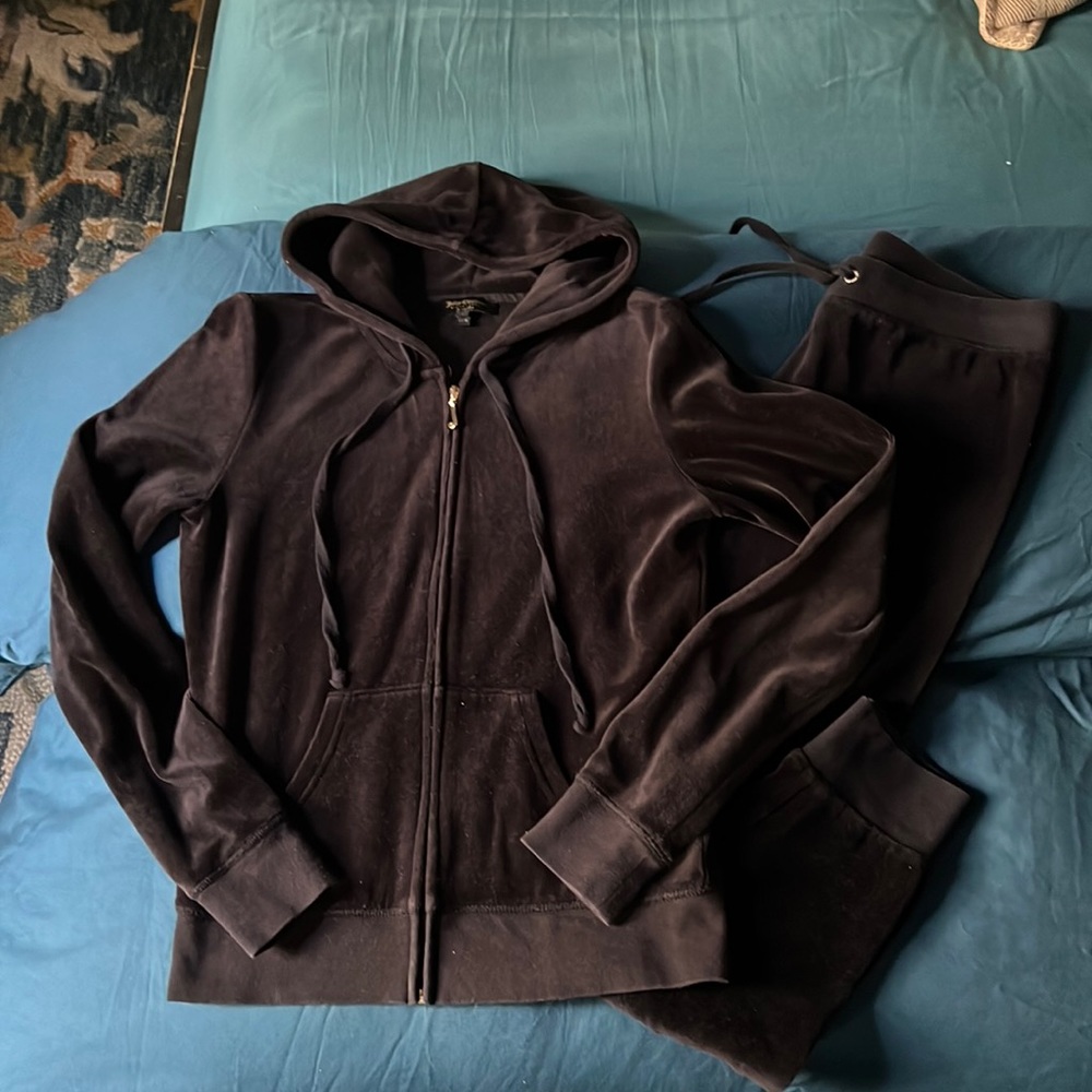 Juicy Couture black velour sweatsuit tracksuit hoodie and jogger pocket pant